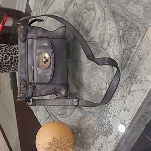 FOSSIL WOMEN'S LEATHER CLASSY CROSSBODY BAG sale!!